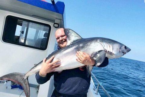 美国零售巨头“,连续暴雷”：“棒约翰”暴跌，百胜考虑出售“必胜客”