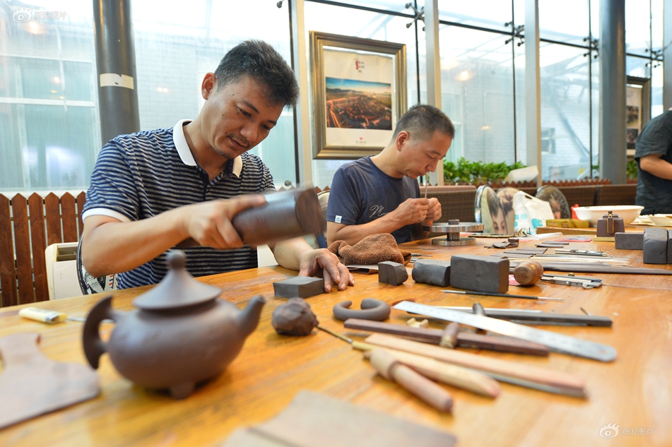 欧盟国防自主“路线图”的未来仍然充满不确定性。截图0