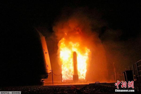 “抗战电影历史展览”走进澳门社区截图3